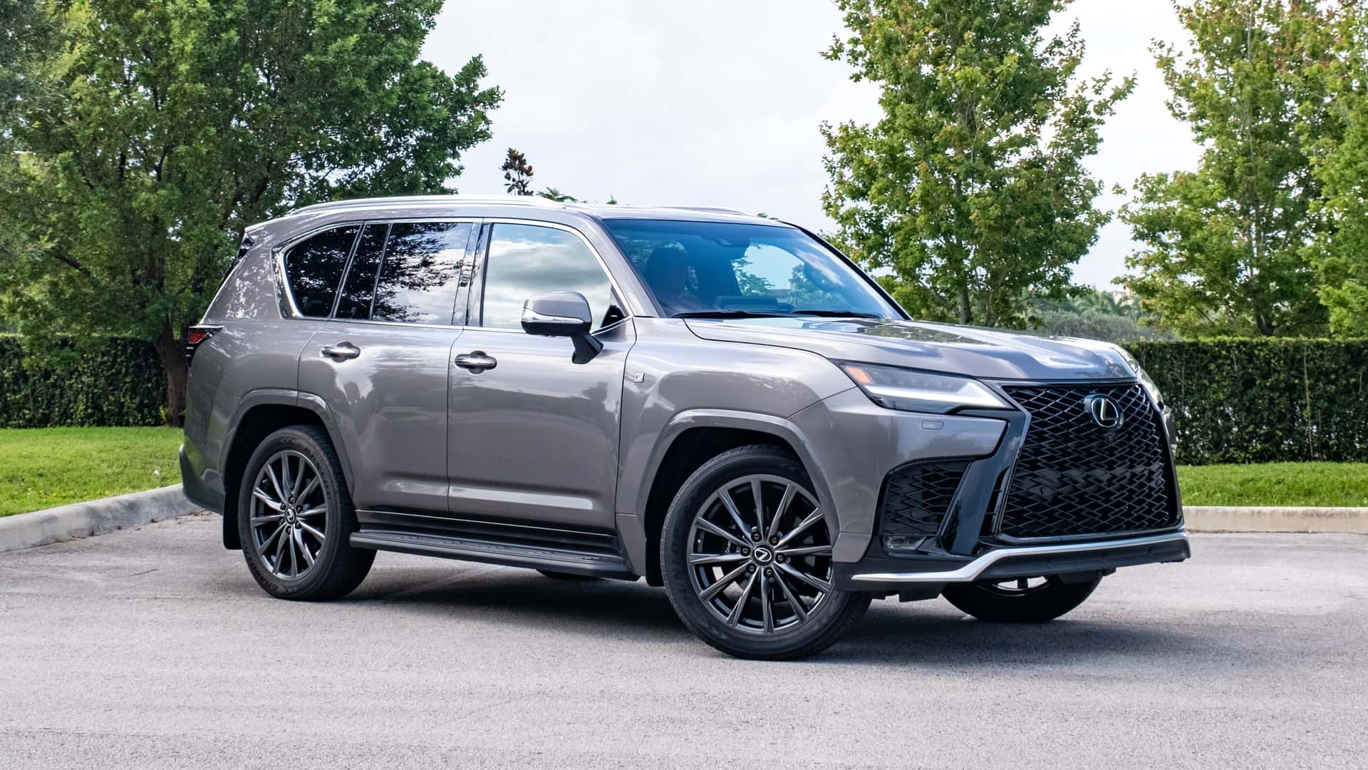 Lexus lx600 2023