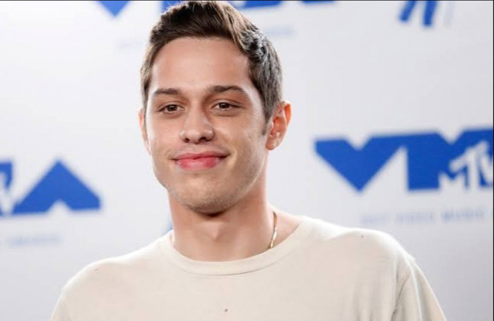 Pete Davidson is dating Madelyn Cline