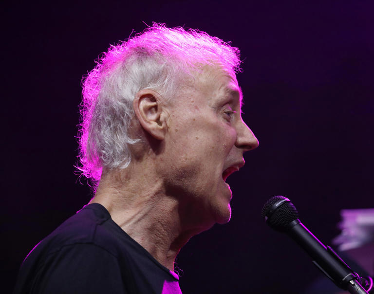 Bruce Hornsby & The Noisemakers will perform at Memorial Hall in Plymouth on Thursday.