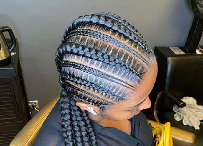 Trendy patterned braids. Photo: @justbraidsinfo Source: Facebook