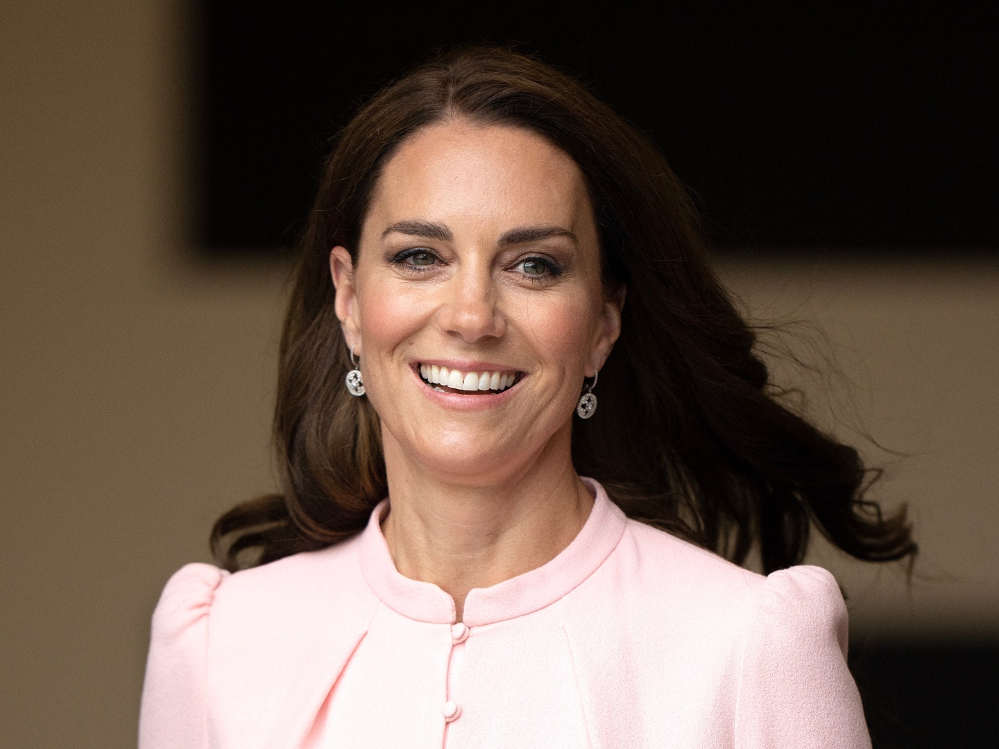 This Kate Middleton Approved-Brand’s $14 Hand Cream Is Said to ‘Heal ...