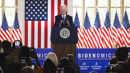 Biden trails Trump in most battleground states as voters sour on the US economy<br><br>