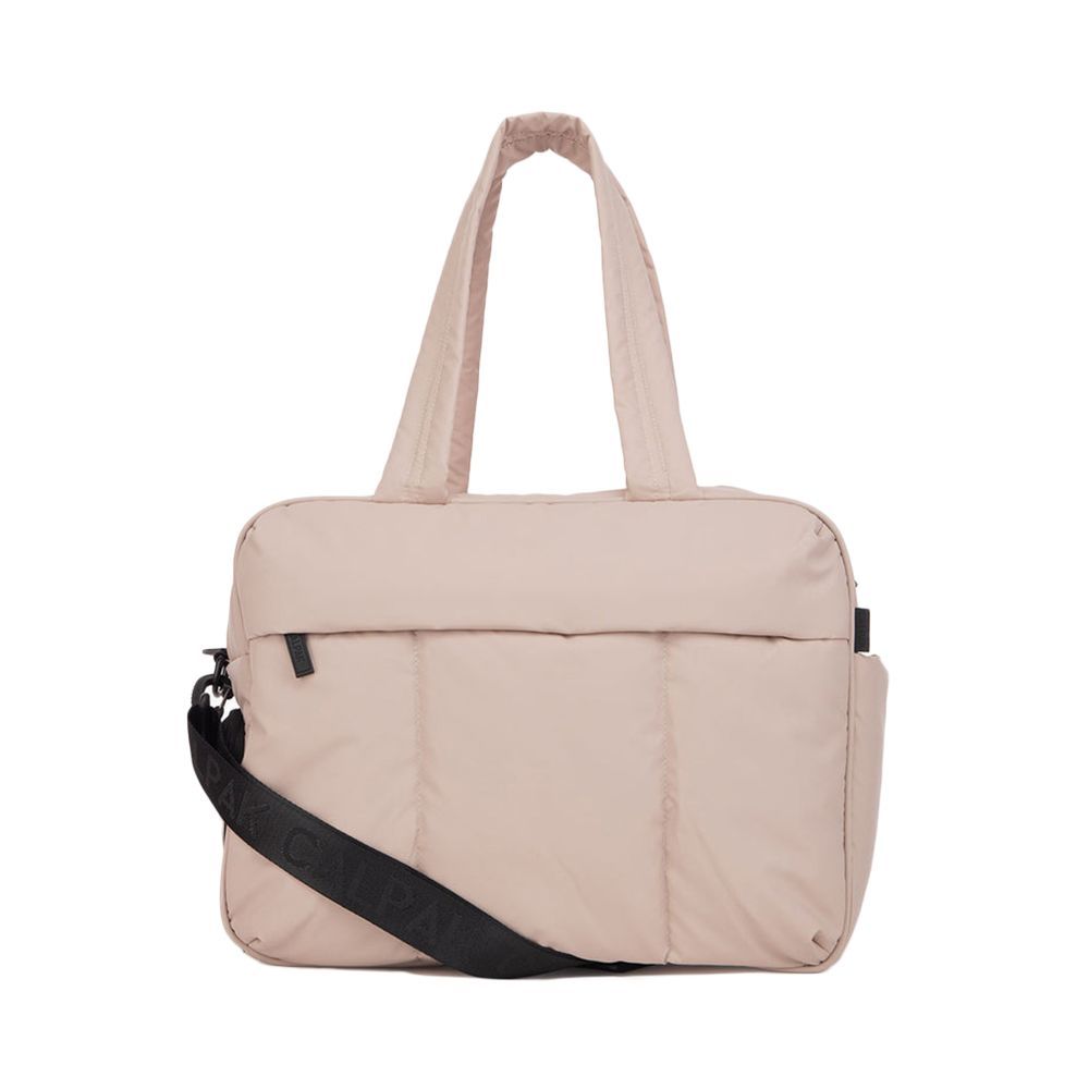 <p><strong>$128.00</strong></p><p>Available in a dozen colors, the lightweight Luka Duffel is the perfect size for all sorts of trips. It’s water-resistant, offers a separate shoe compartment, and boasts endless amounts of pockets for all your organizing needs. And if you can’t get enough, add the <a href="https://go.redirectingat.com?id=74968X1553576&url=https%3A%2F%2Fwww.calpaktravel.com%2Fproducts%2Fluka-toiletry-bag%2Frose-quartz&sref=https%3A%2F%2Fwww.elle.com%2Ffashion%2Fshopping%2Fg44344502%2Fbest-travel-tote-bags%2F">matching toiletry bag</a> to your collection! </p><p><strong>Dimensions:</strong> Length: 12 inches x height: 16 inches x depth: 7 inches</p><p><strong>Color: </strong>12 options</p><p><strong>Material: </strong>Polyester</p>