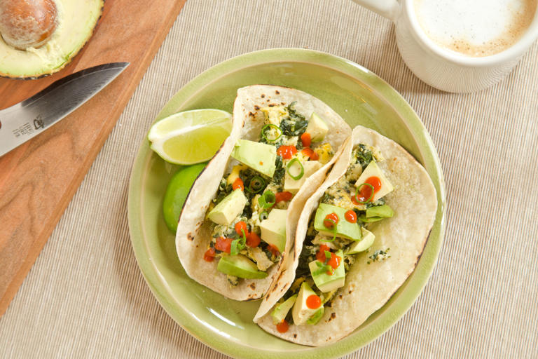 Easy, healthy meal ideas: Breakfast tacos, chickpea burgers and more