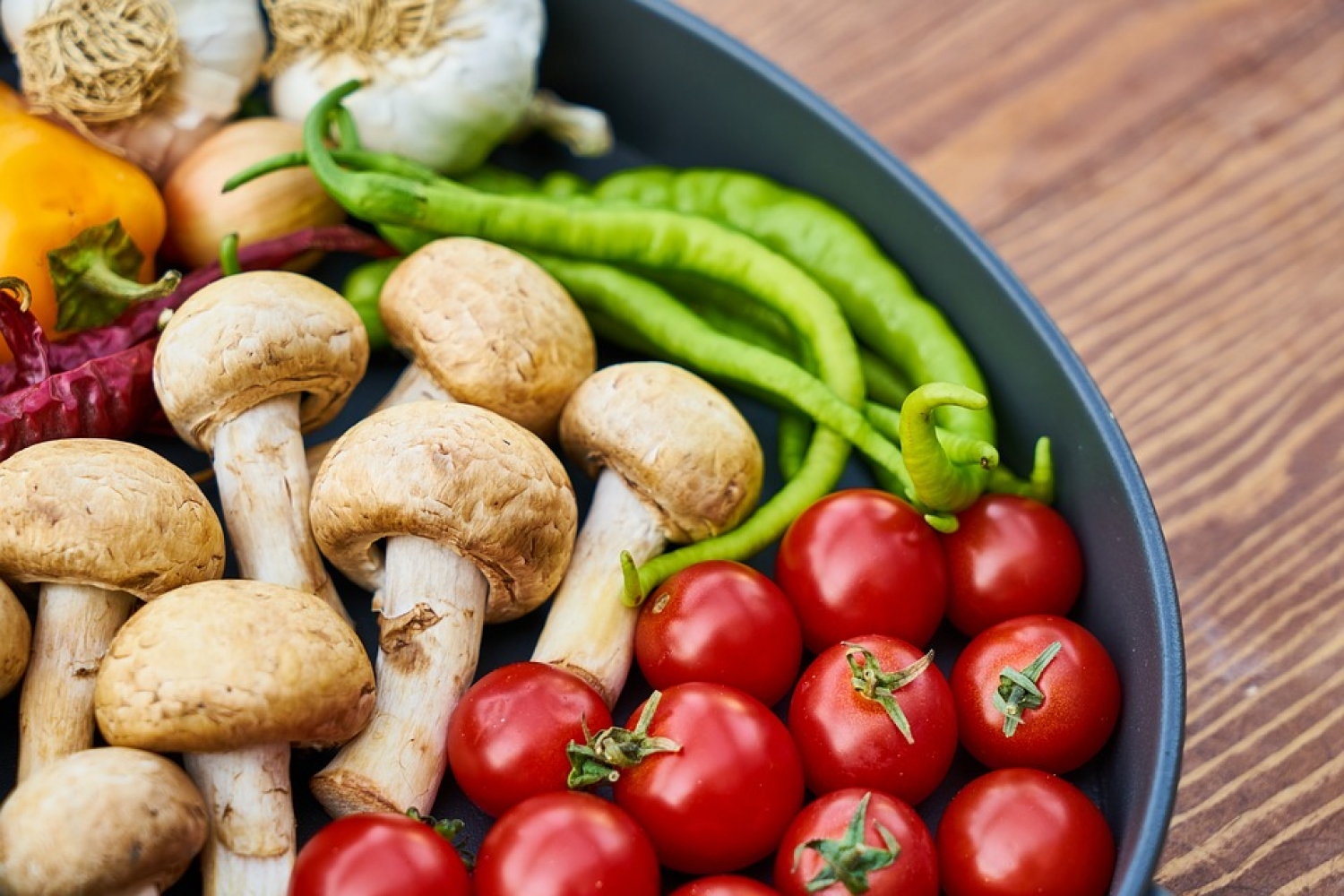 Saftige, sommerliche Halloumi Spieße mit Gemüse