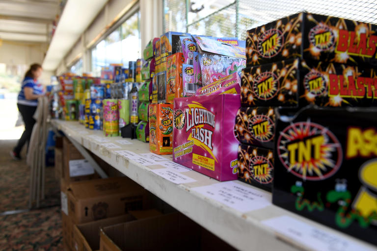 july 4th fireworks sale