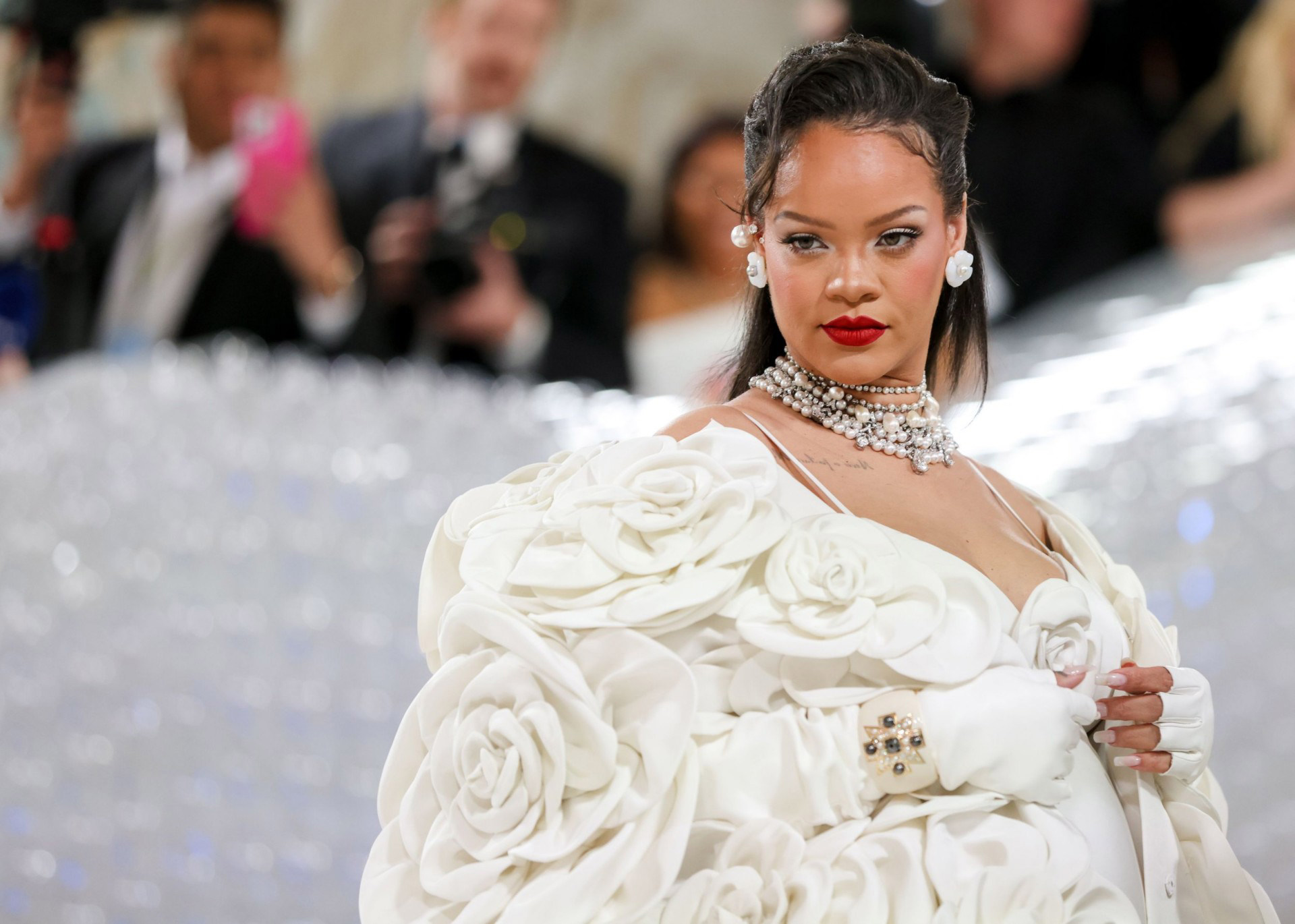 Rihanna celebrates mind-blowing milestone with iconic statement