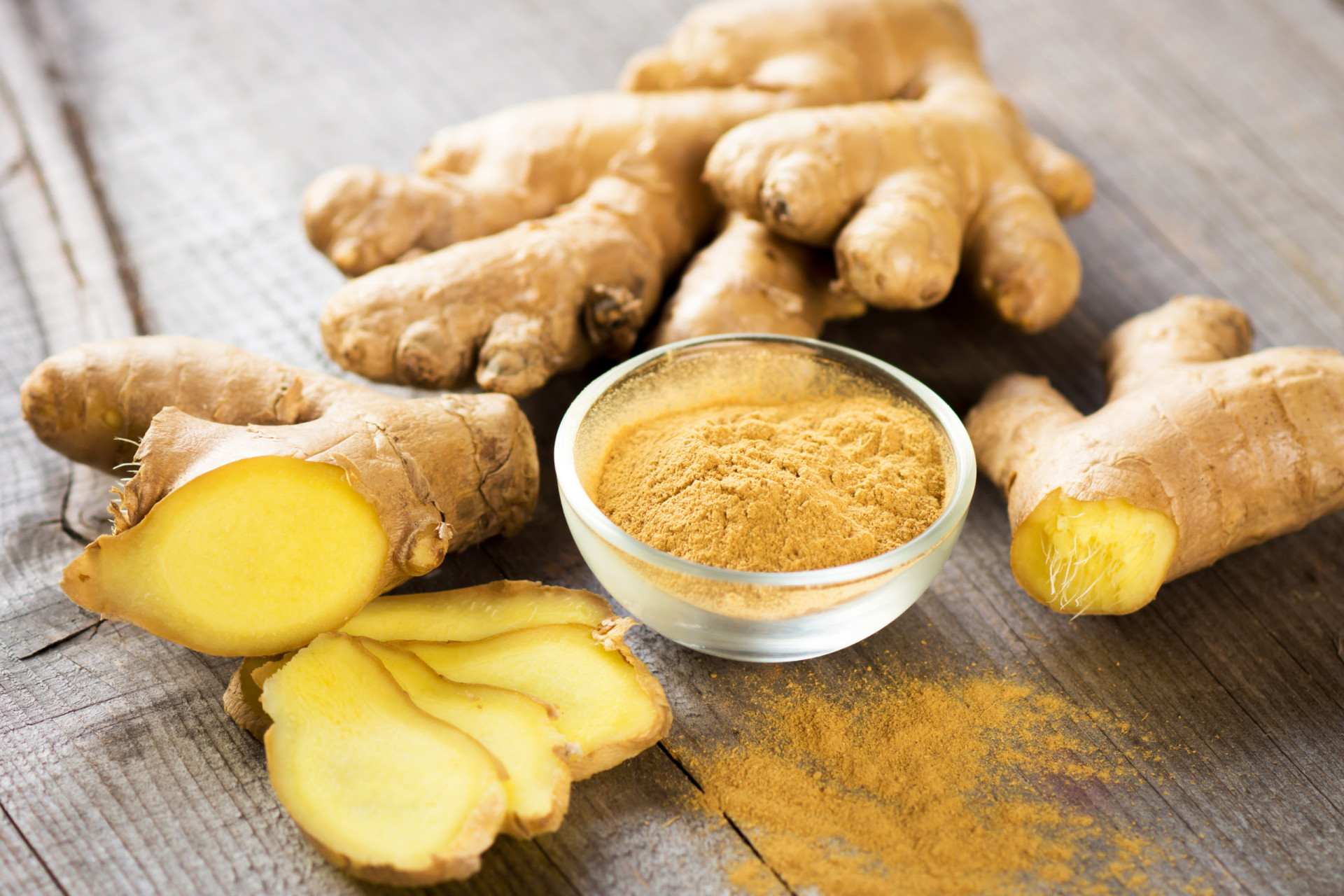 <p>Ginger (<em>zingiber officinale</em>) may increase the effectiveness of phenprocoumon and therefore increase the risk of bleeding when taken with warfarin. It may also interact with nifedipine, producing a synergistic antiplatelet effect.</p><p><a href="https://www.msn.com/en-us/community/channel/vid-7xx8mnucu55yw63we9va2gwr7uihbxwc68fxqp25x6tg4ftibpra?cvid=94631541bc0f4f89bfd59158d696ad7e">Follow us and access great exclusive content every day</a></p>