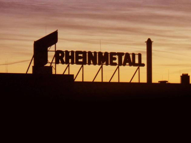 Logo von Rheinmetall auf einem Dach