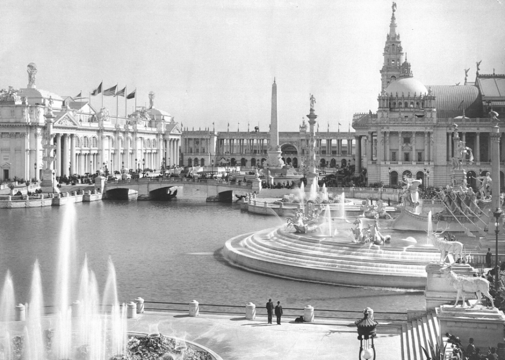 <p>The <a href="https://www.britannica.com/event/Worlds-Columbian-Exposition">Chicago World's Fair</a>—also known as the World's Columbian Exposition—was a six-month celebration honoring the 400th anniversary of Christopher Columbus' arrival in North America. Among the many wonders on display at the fair was the nation's first Ferris wheel, as well as its first encounter with electricity. This photo captures the view from across the Great Basin, a sparkling lake in the center of the fair's <a href="https://chicagology.com/goldenage/goldenage105/earle/earle15/">Court of Honor</a>, which was expertly designed and decorated by a group of artists and architects.</p>