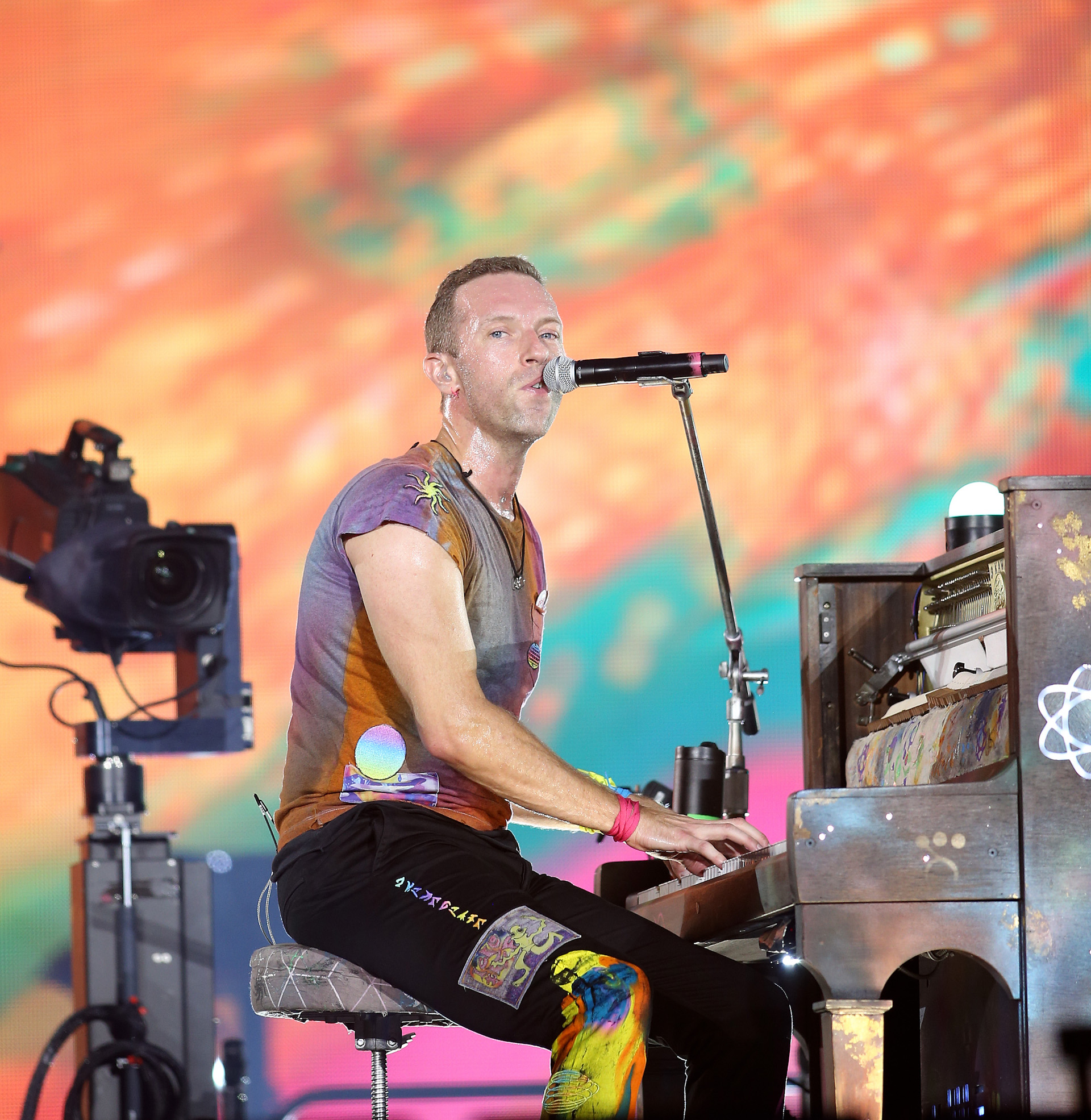 Coldplay's Chris Martin On Changing Nappies