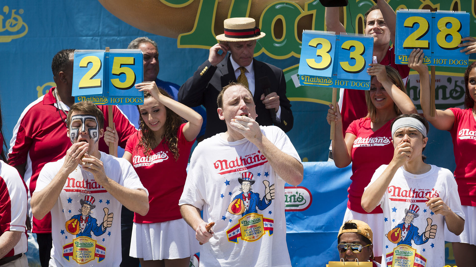 Hot Dog Eating Contest rules, explained: Time limits, vomiting & more ...