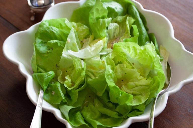 French Classic Butter Lettuce Salad With Shallots Vinaigrette