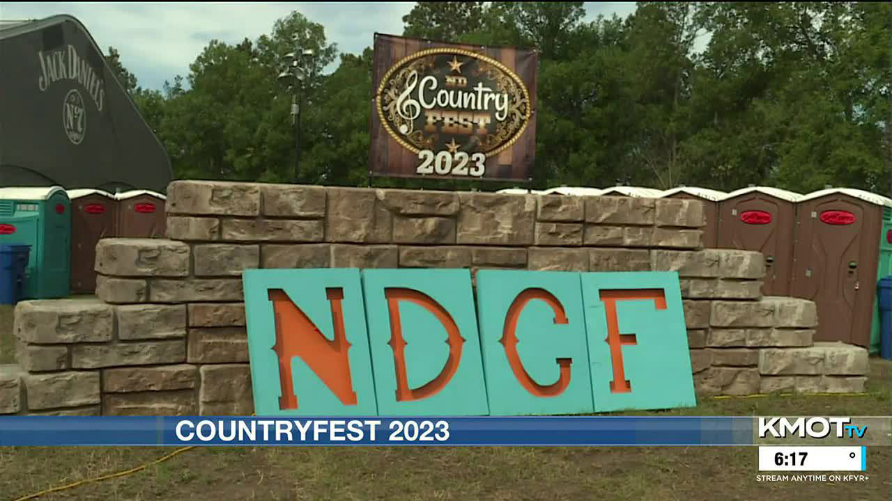 Day 1 of ND Country Fest
