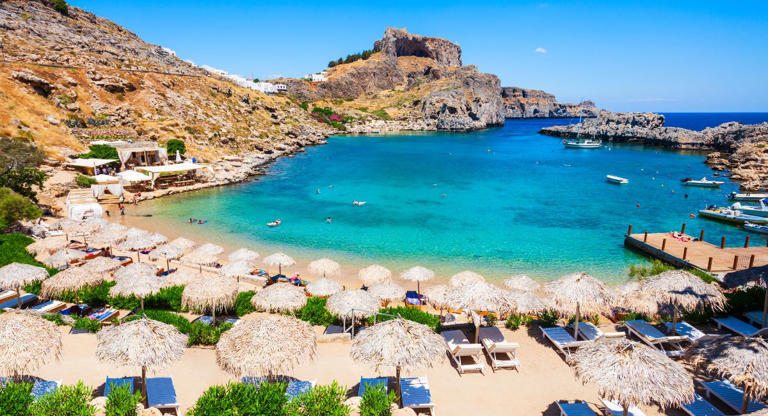 Greece is known for its incredible paradise islands. Trying to decide which is best for you? Read on for the best islands in Greece for your getaway.