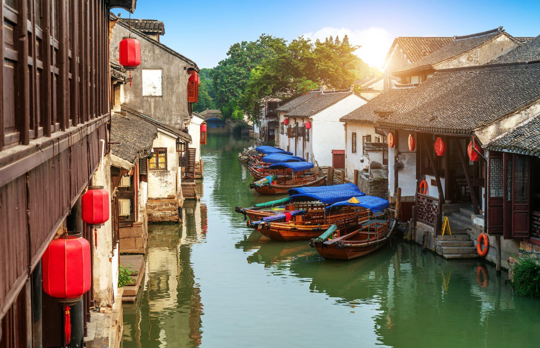 <p>Whether it’s a vast shipping canal or a narrow waterway, canals have been a prime transportation route for trade and leisure for centuries. Spanning everything from floating lagoon cities to cross-country water channels, here we take a look at the most incredible canals and waterways from across the globe.</p>