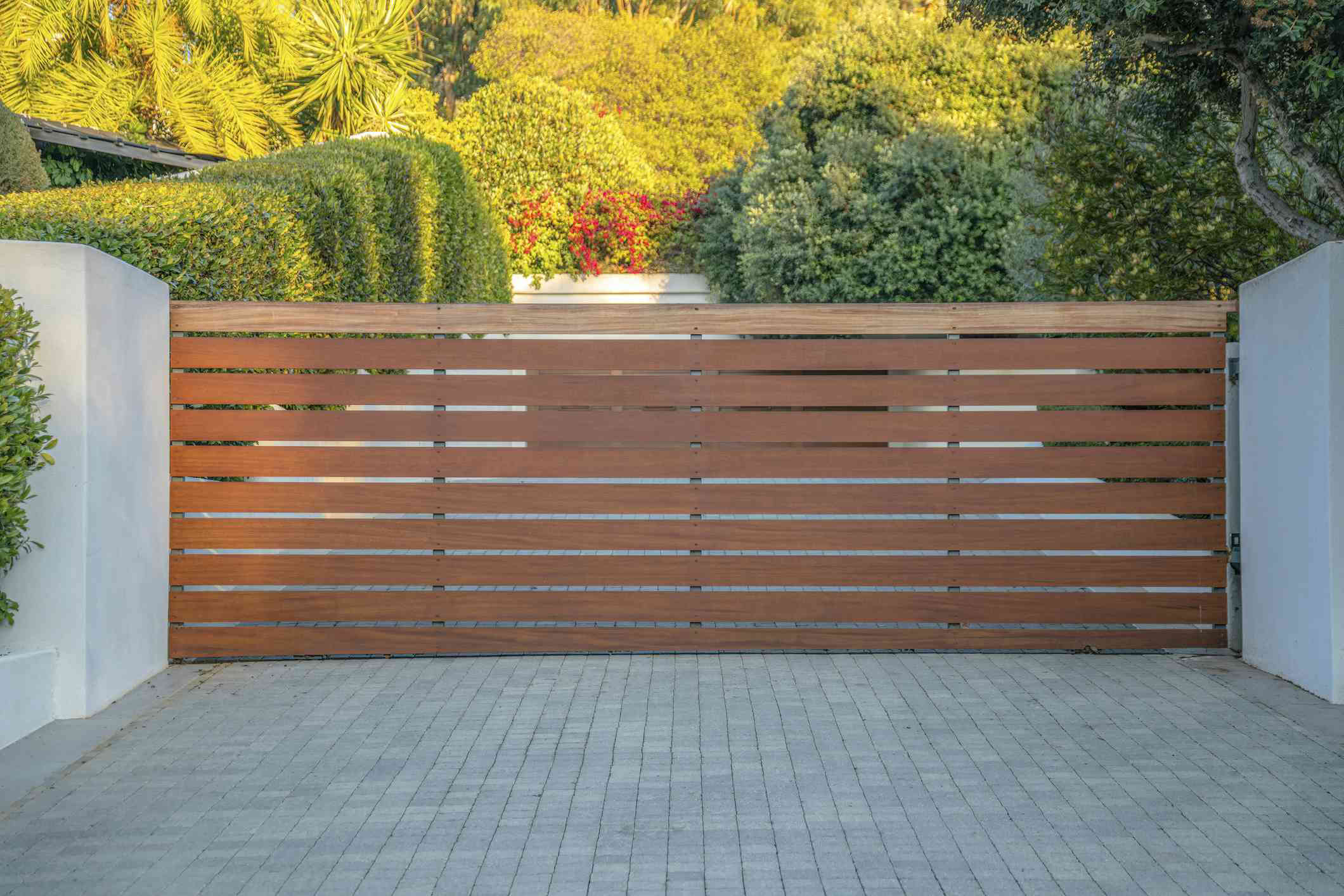 20 Driveway Gate Ideas to Suit Every House Style
