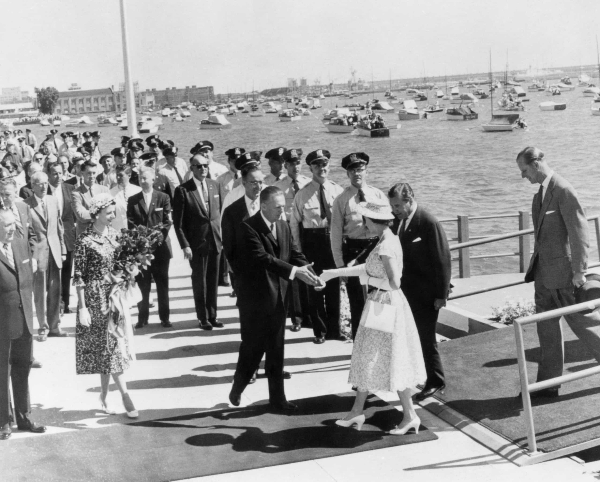 <p>Chicago's July 1959 royal welcome for the Queen and the Duke of Edinburgh was overwhelming. Some 6,000 vessels of all sizes jammed the harbor area to greet <em>Britannia</em> after having sailed the newly opened St. Lawrence Seaway. Queen Elizabeth, the first British monarch to visit Chicago, is pictured being welcomed by Illinois Governor William Straton. US President Dwight D. Eisenhower had been a guest during part of the voyage, having been invited to take part in the opening ceremony of the St. Lawrence Seaway.</p><p><a href="https://www.msn.com/en-us/community/channel/vid-7xx8mnucu55yw63we9va2gwr7uihbxwc68fxqp25x6tg4ftibpra?cvid=94631541bc0f4f89bfd59158d696ad7e">Follow us and access great exclusive content every day</a></p>
