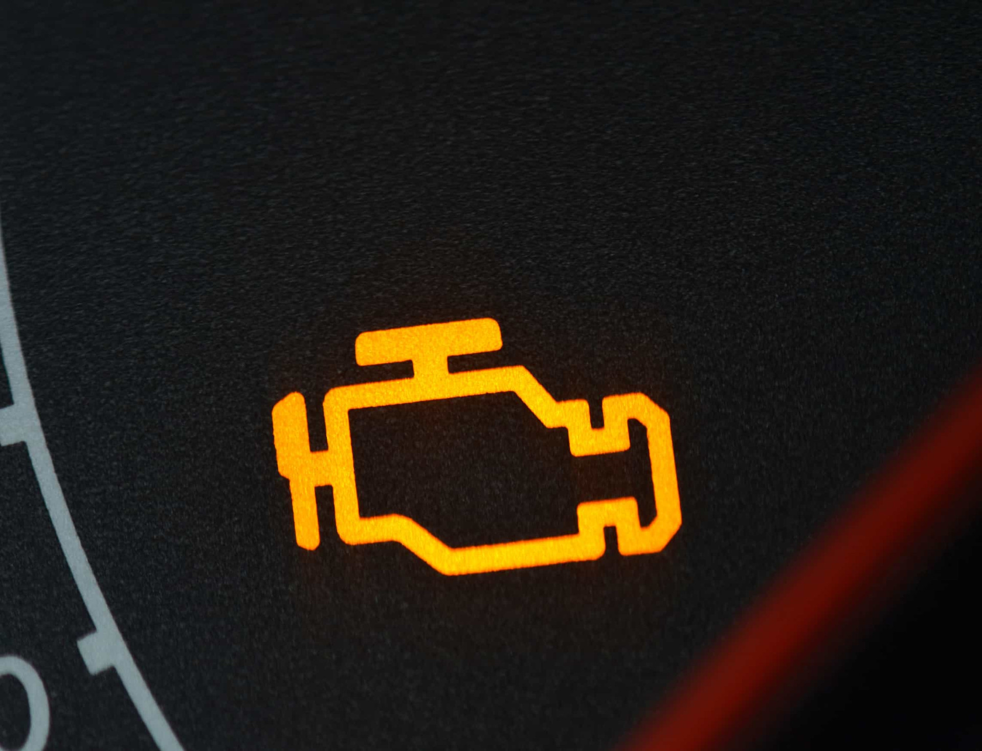 Индикатор ошибки двигателя. Check engine на приборной панели. индикатор check engine загорелся.