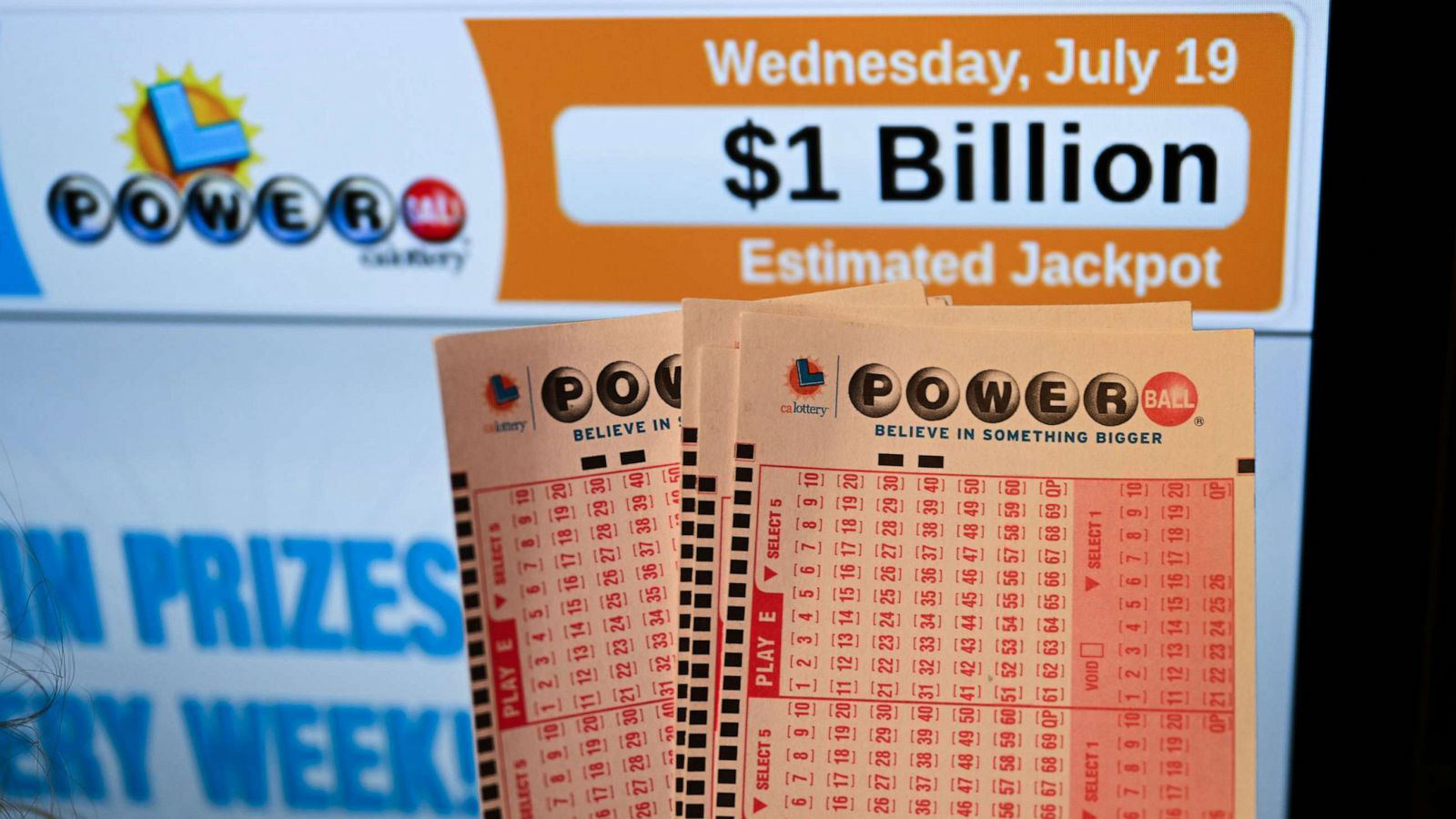 Powerball jackpot surges to 1 billion