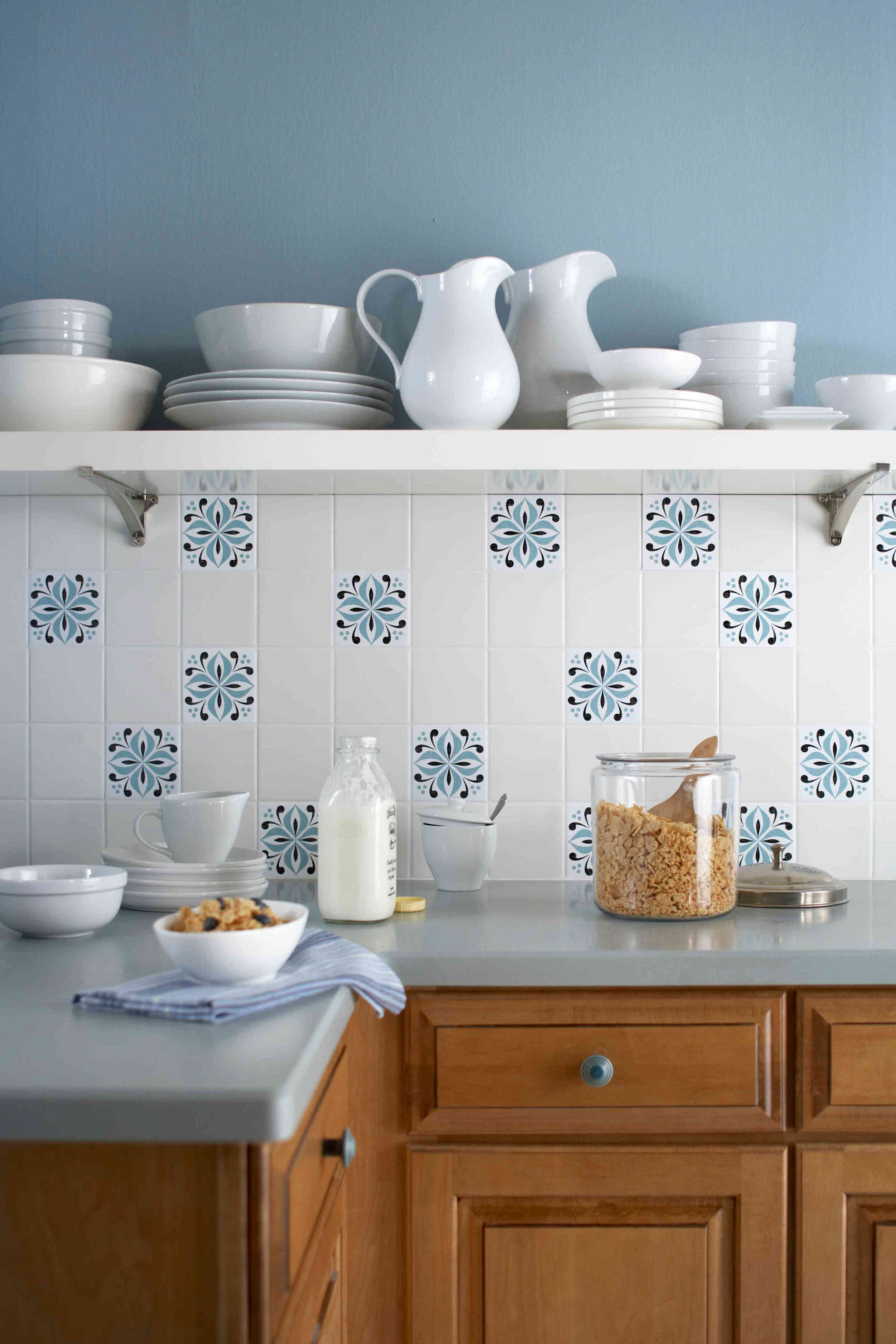 Peel-and-Stick Backsplash Tiles Are the Renter-Friendly Kitchen Solution