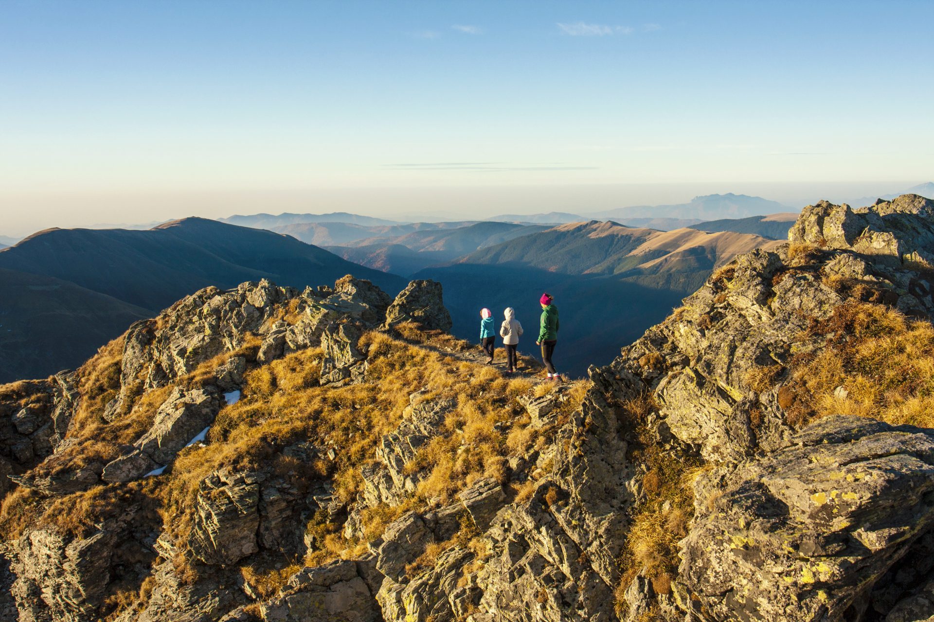 <p>There are sumptuous hiking trails in the Piatra Craiului massif and the Bucegi Mountains, in the heart of the Carpathians. By taking them, you will cross the most beautiful natural parks in Romania. Your trip can be completed in about 7 days.</p>