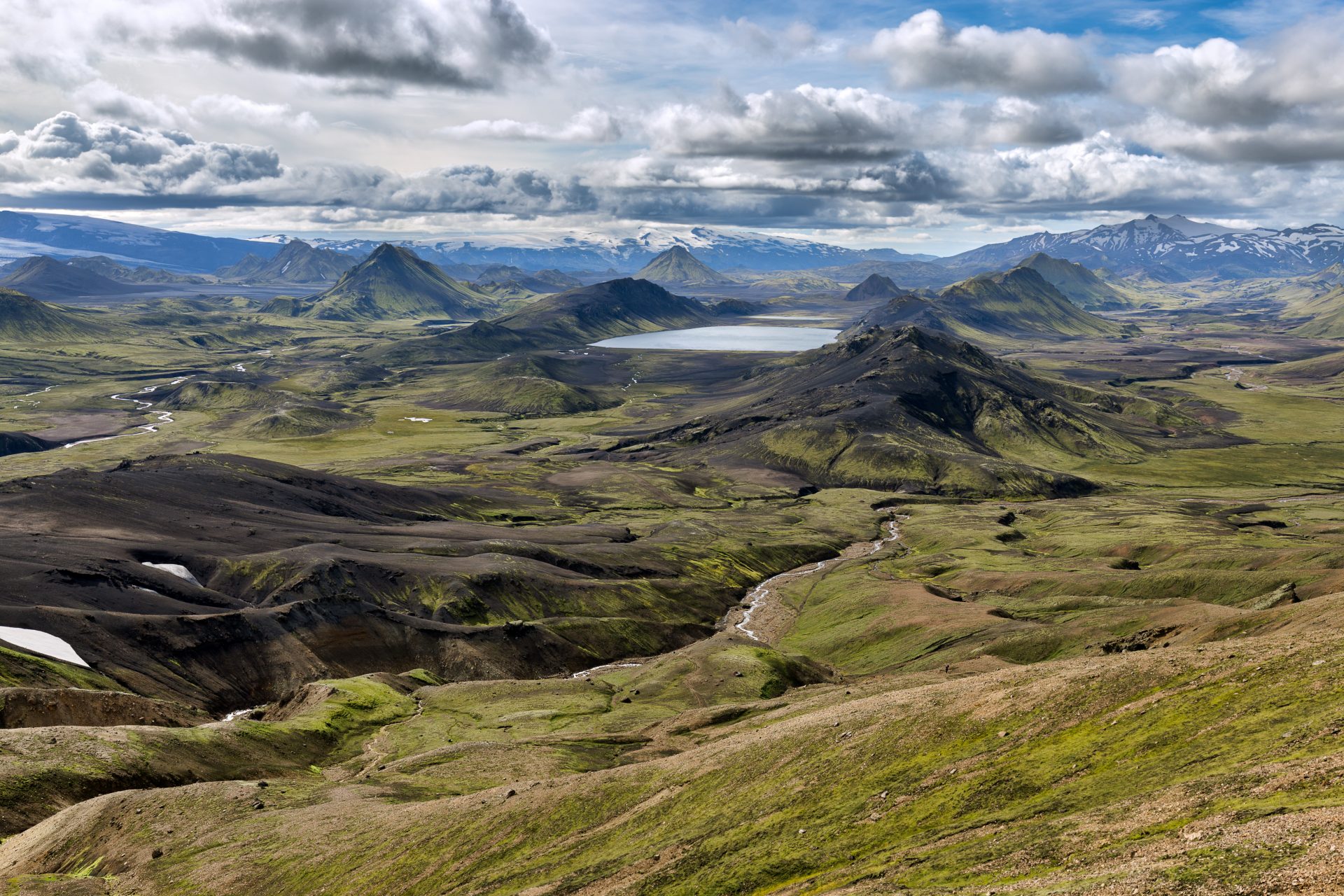 <p>This is one of Iceland's must-do treks. In the midst of breathtaking wild, desert and volcanic landscapes, the Laugavegur gives hikers the impression of finding themselves on another planet. With a distance of 55 km, the trail starts in Landmannalaugar and ends in Thórsmörk. Due to the country's weather conditions, this hike can only be done between June and September.</p>