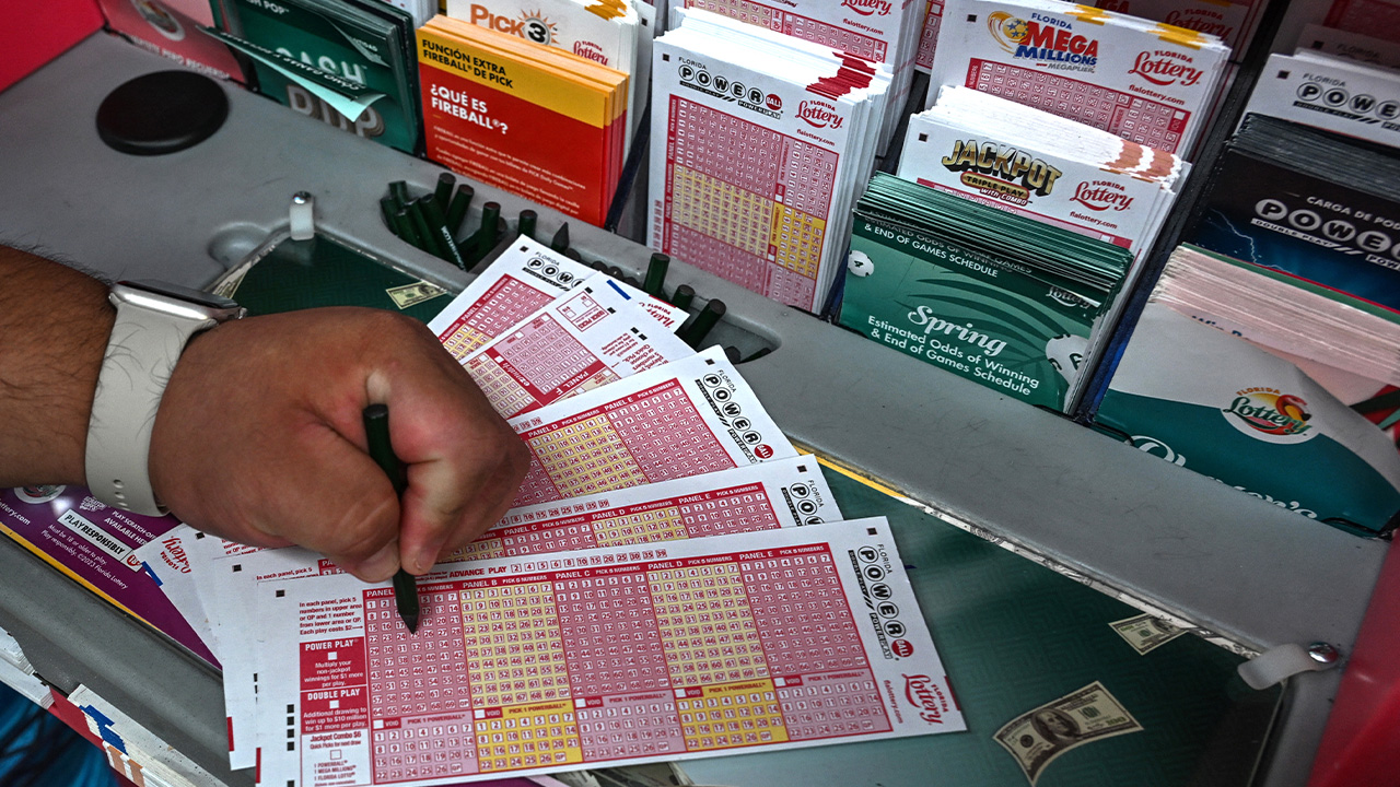 Powerball winning numbers for Saturday, Dec. 23; Christmas Day lottery