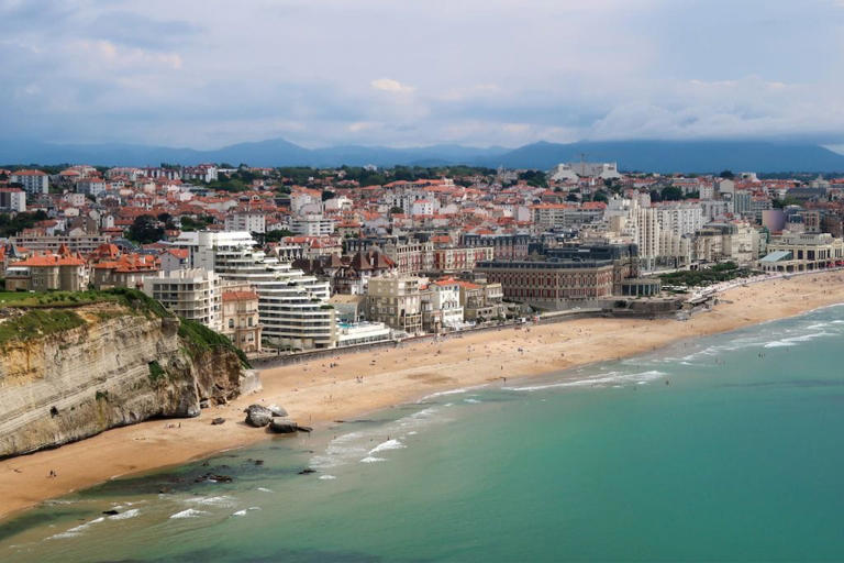 Wondering what to add to your Biarritz itinerary? Here's my list of 25 fun things to do in Biarritz and how to make the most of your time!