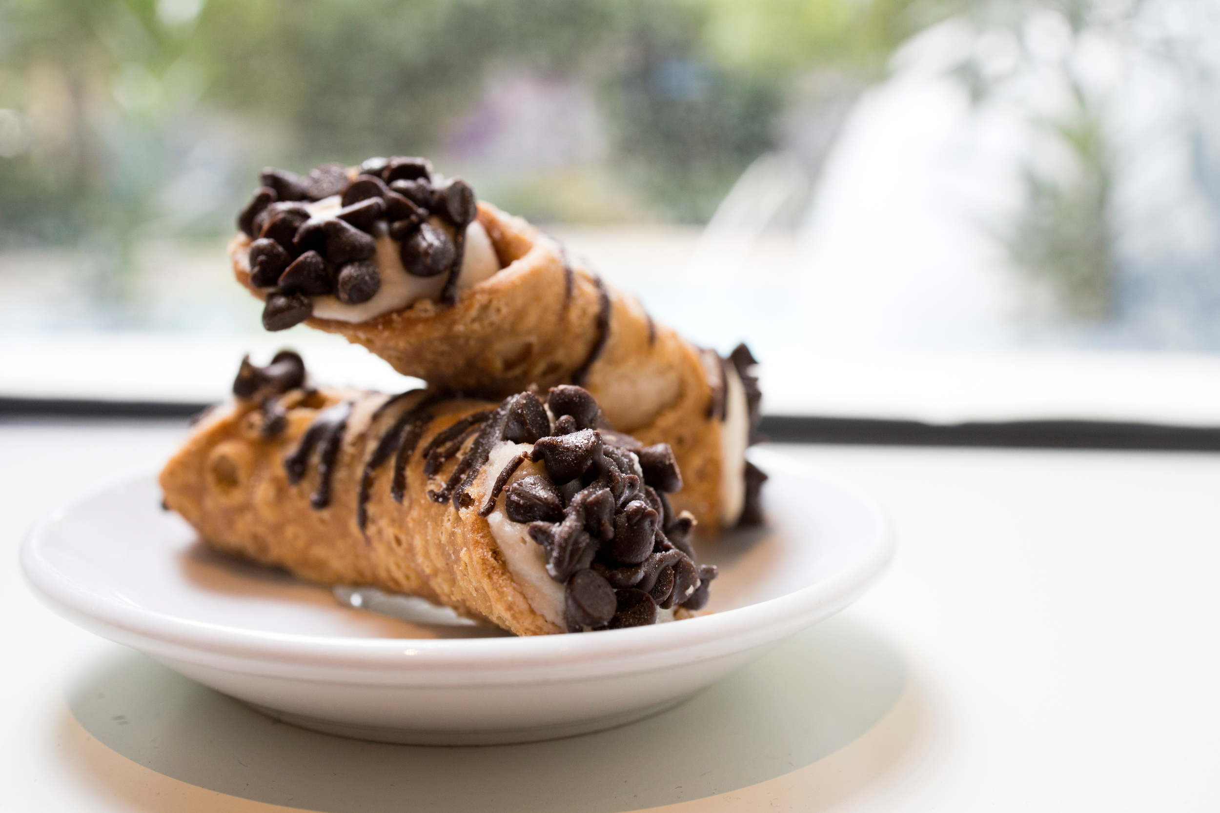 <p>Cannoli — with their creamy filling and delicate exterior — seem like a dessert that can’t possibly be made at home, but <a href="https://www.cookingclassy.com/cannoli/"><span>this recipe from Cooking Classy</span></a> (and some inexpensive cannoli forms) can make it all happen. The process is more time-consuming than many other options on this list, but we assure you it’s worth it…and your guests will be shocked that your dessert is homemade.</p><p>You may also like: <a href='https://www.yardbarker.com/lifestyle/articles/20_hacks_for_small_apartment_living/s1__38367515'>20 hacks for small apartment living</a></p>