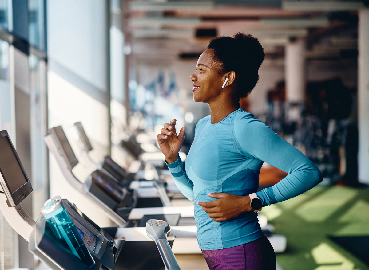 treadmill or stationary bike: which is more effective for weight loss?