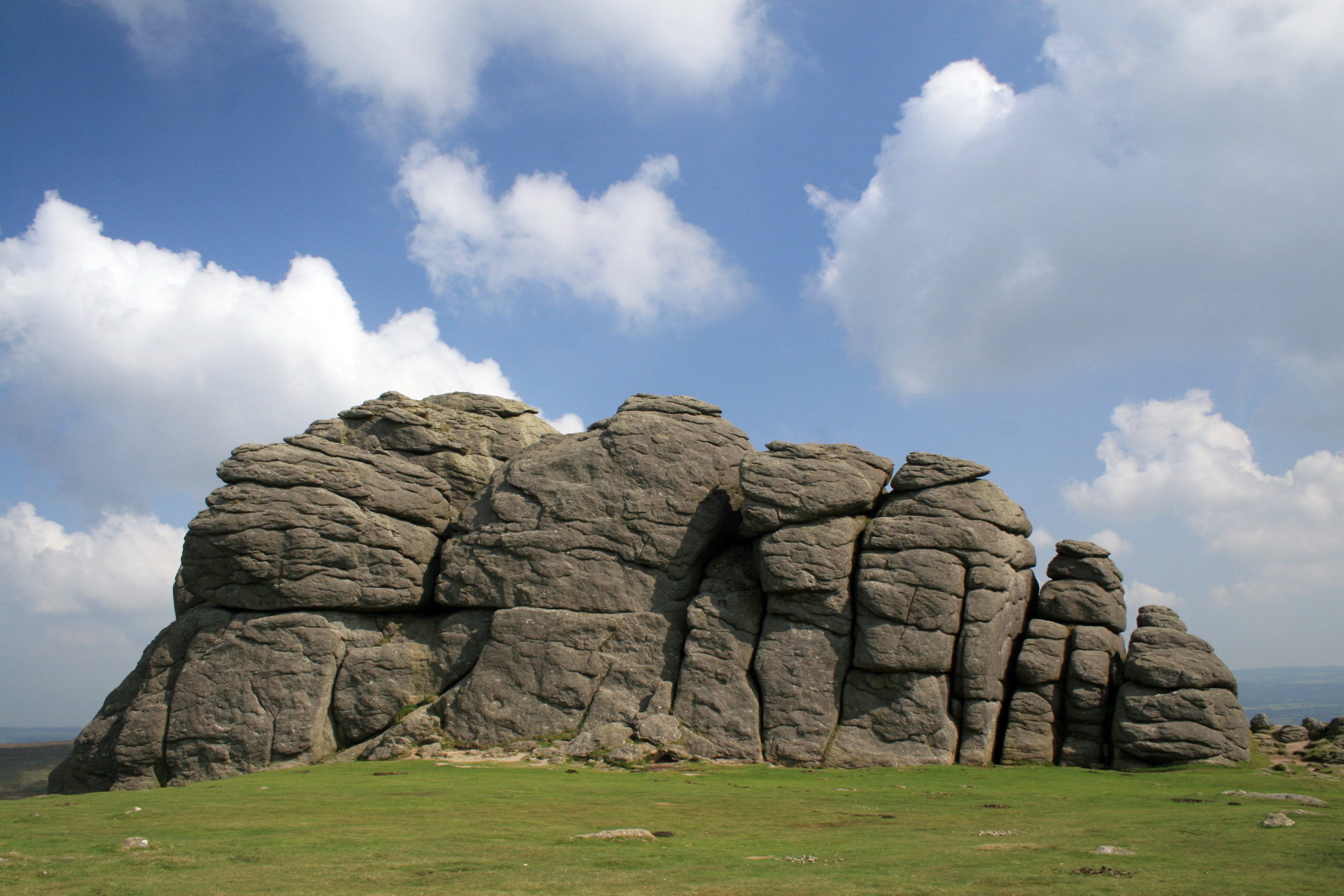 Key stops include the ancient Hound Tor and Dartmeet, a centre of important archaeological landscapes.<p><a href="https://www.msn.com/en-us/community/channel/vid-7xx8mnucu55yw63we9va2gwr7uihbxwc68fxqp25x6tg4ftibpra?cvid=94631541bc0f4f89bfd59158d696ad7e">Follow us and access great exclusive content every day</a></p>