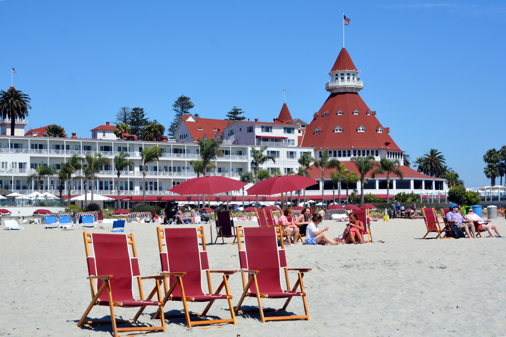 Head down to Coronado Island to see the famous Hotel del Coronado.<p><a href="https://www.msn.com/en-us/community/channel/vid-7xx8mnucu55yw63we9va2gwr7uihbxwc68fxqp25x6tg4ftibpra?cvid=94631541bc0f4f89bfd59158d696ad7e">Follow us and access great exclusive content every day</a></p>