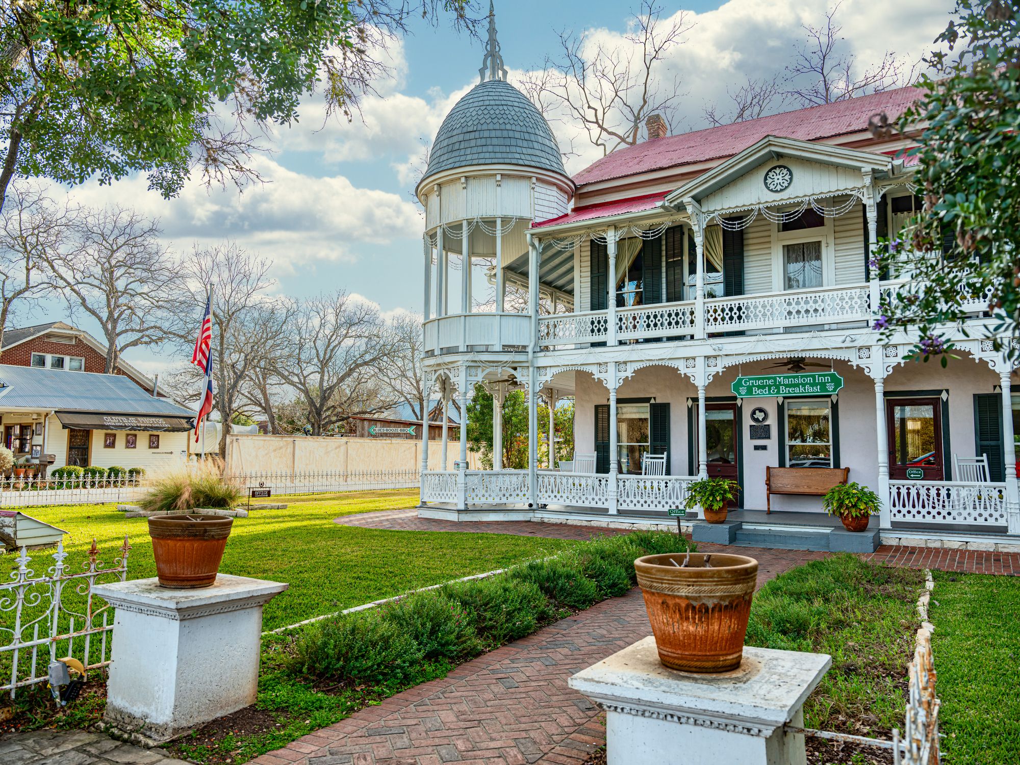 34 of the Best Small Towns in Texas That You Don't Hear About Enough