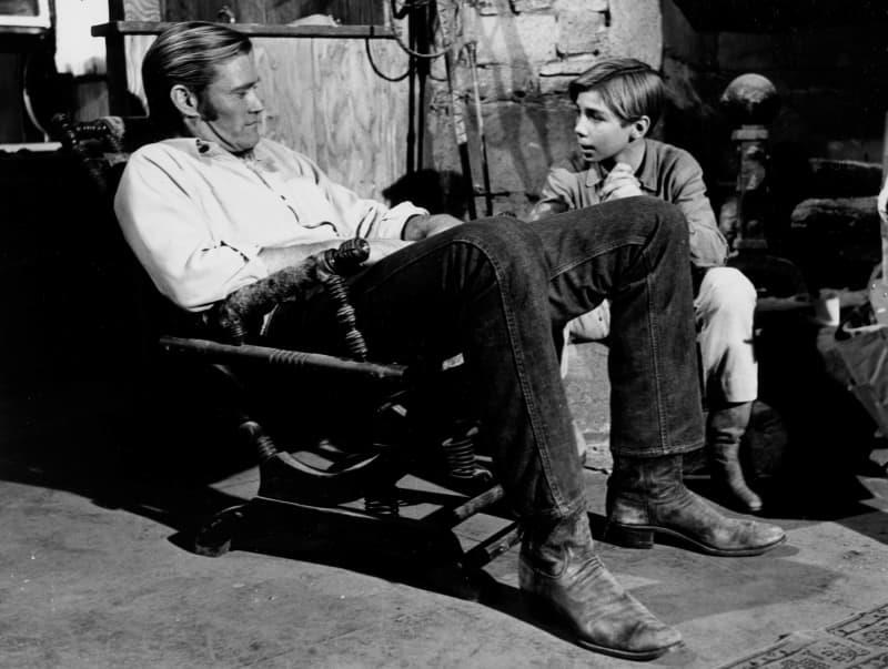 <p>The set of "Lucas" and "Mark McCain's" house appears in other iconic Westerns! We could see it in 'Wanted: Dead or Alive" starring Steve McQueen!</p>