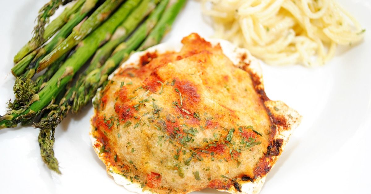 <p>  Despite its name, a quahog has nothing to do with pigs or hogs. A stuffed quahog is a large stuffed clam that’s enjoyed in and around Rhode Island. </p><p>Each recipe is different, but you can typically expect the stuffing to be made from bread crumbs, onion, celery, and spices. Iggy’s Doughboys and Chowder House serves up their own recipe in Warwick.</p>