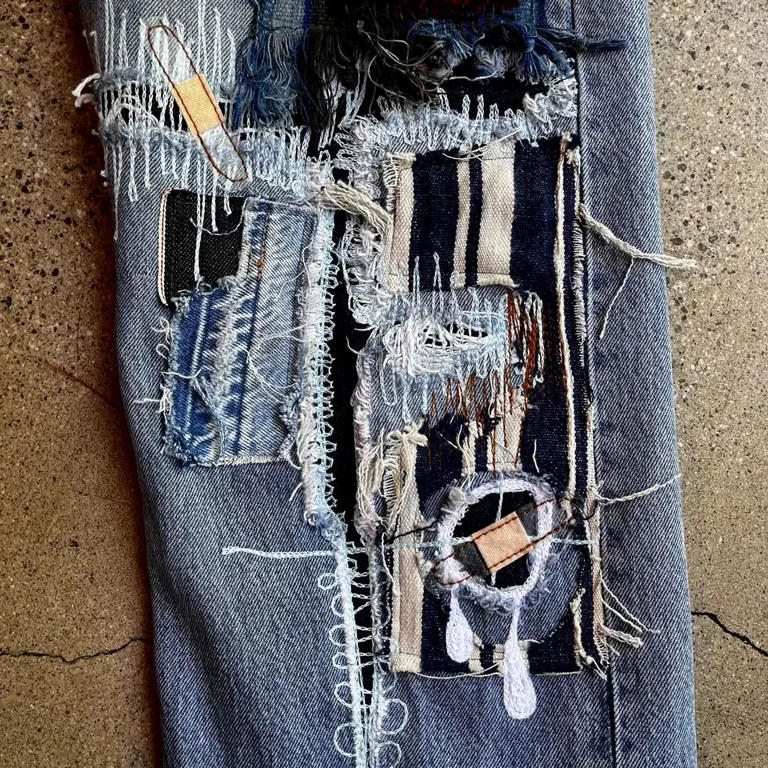 DIY master sparks inspiration with before-and-after photos of their  jeans-mending transformation: 'Love the end result