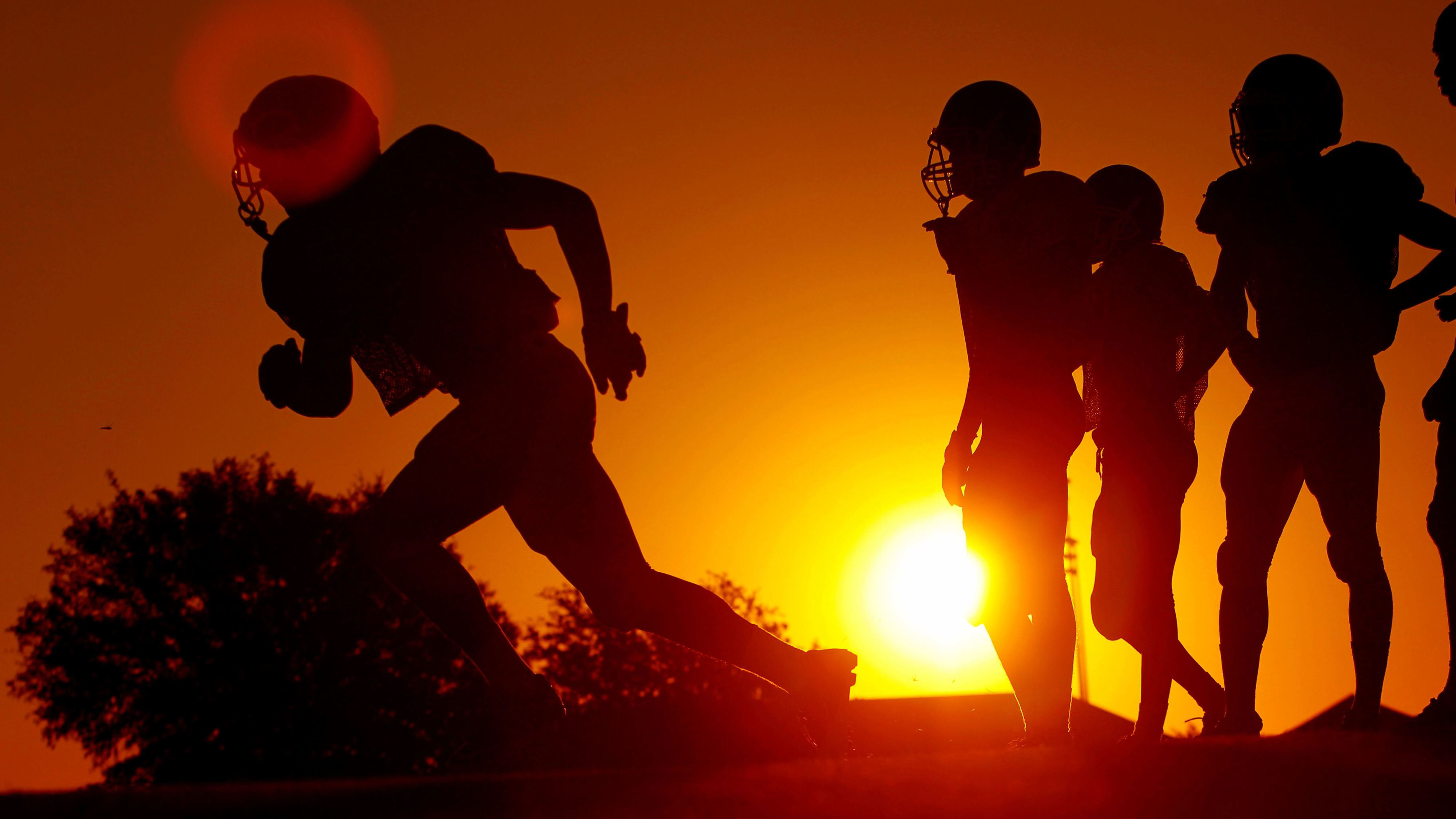 How Uil Football Players Those Outdoors Can Stay Safe In Possible Record Breaking Heat