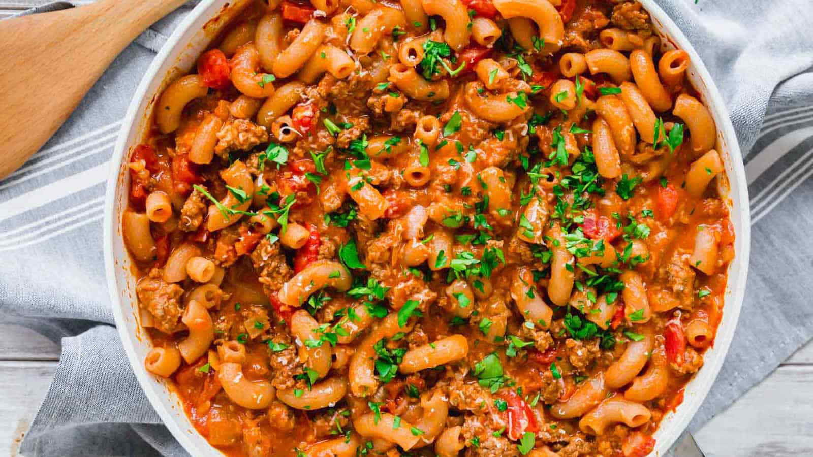 Unbelievably Easy Ground Beef Dinners That'll Save Your Wallet