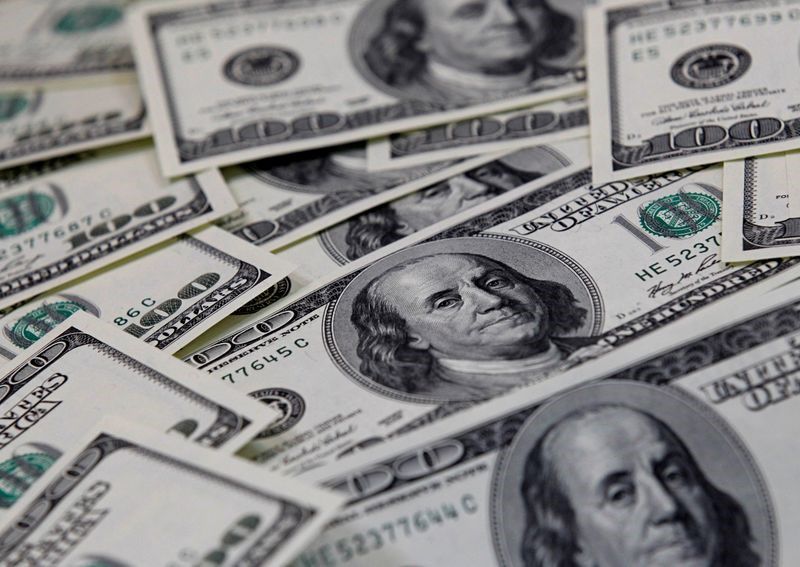 el dólar blue en córdoba bajó pero volvió a recuperar valor: a cuánto cotiza este 1 de febrero