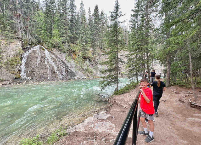 When we were in Jasper National Park we really enjoyed the gorgeous Maligne Canyon hike. We did get lost though so wanted to share our experience with you so you don’t get lost and add on 2 miles to the hike! Visiting Maligne Canyon is free! Parking We parked at the Maligne Canyon parking lot ... Read more