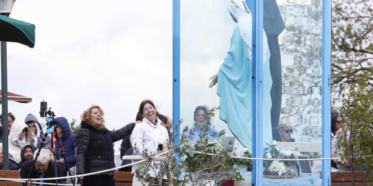 Trevignano(Roma) Raduno di fedeli in occasione dell apparizione della Madonna di Trevignano al Campo delle Rose    Pictured : Gisella Cardia Veggente della Madonna di Trevignano