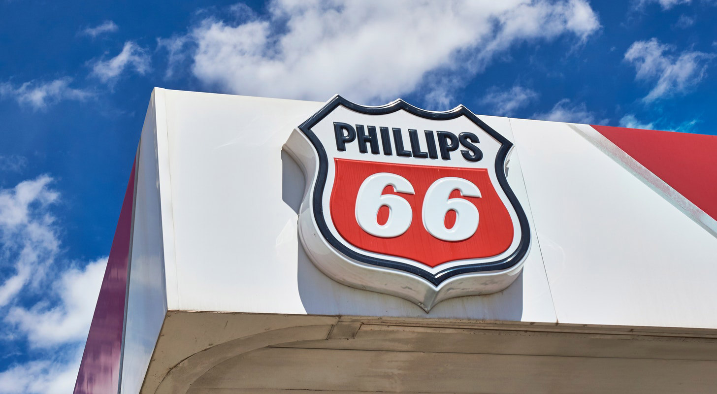 Phillips 66 Tops Q2 Estimates Expects To Deliver 10b To 12b