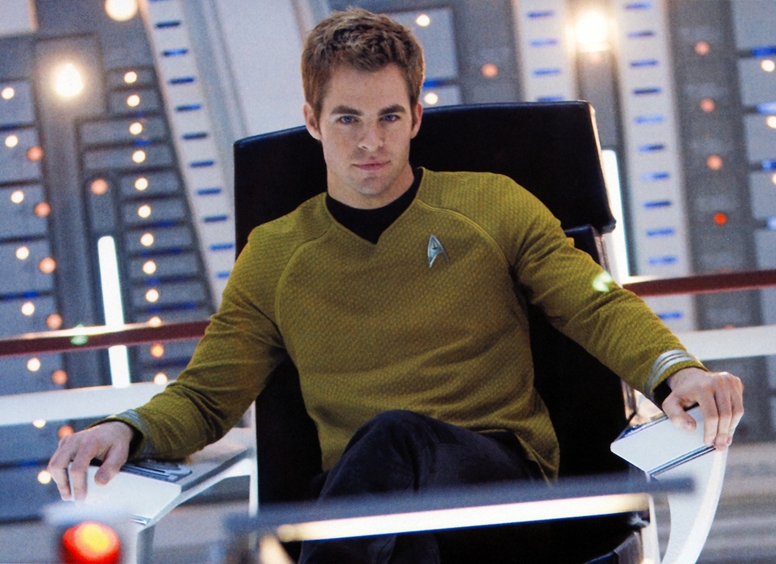 <p><em>Star Trek</em> had the biggest opening weekend of any film in the franchise, even adjusted for inflation. Made for a budget of $150 million, <em>Star Trek </em>made $385.7 million worldwide. Domestically, it was the seventh-highest-grossing movie of the year.</p><p>You may also like: <a href='https://www.yardbarker.com/entertainment/articles/bands_of_brothers_sibling_sonics_through_the_years/s1__26368838'>Bands of brothers: Sibling sonics through the years</a></p>