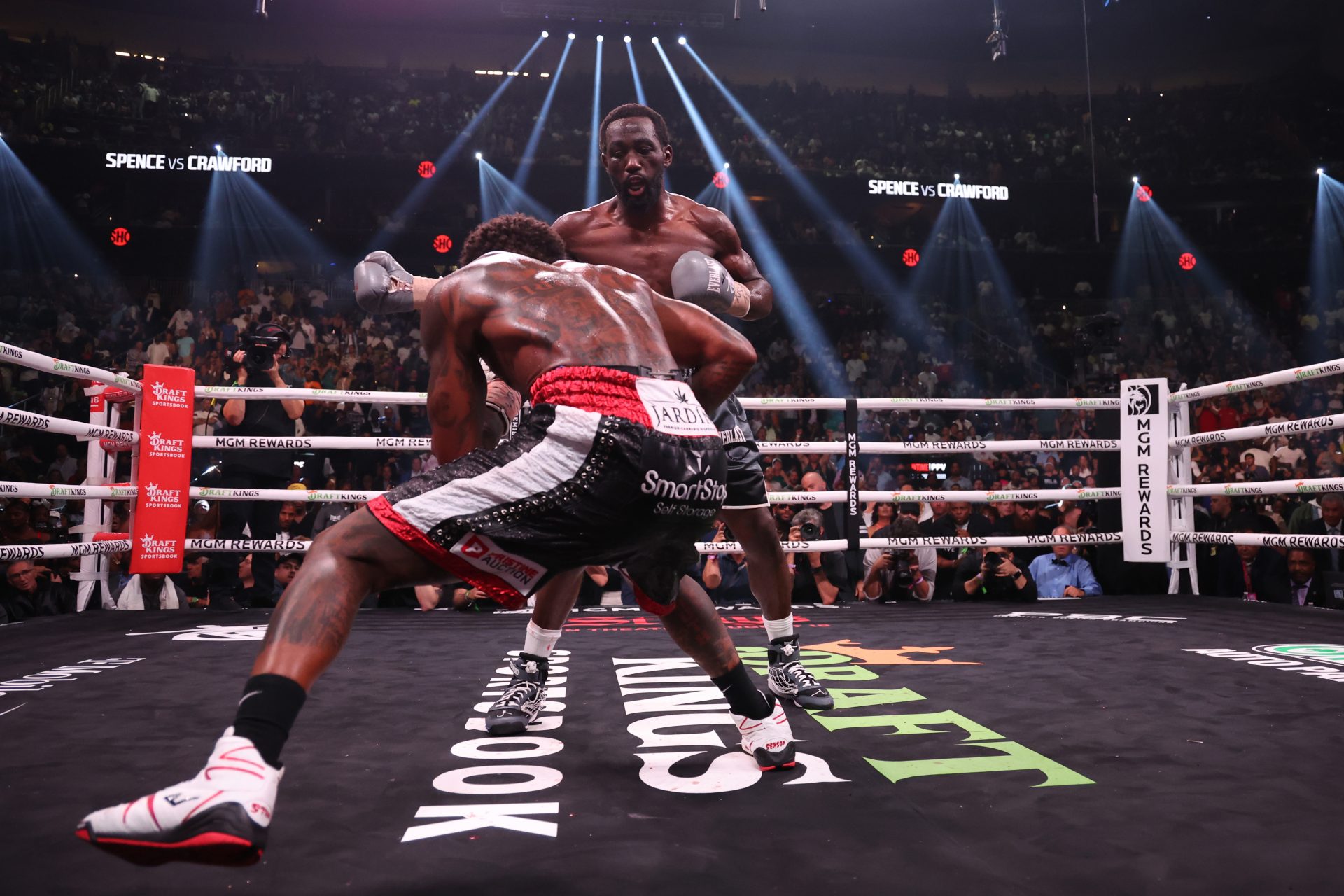 How Getting Shot In The Head Put Undisputed Champion Terence Crawford ...