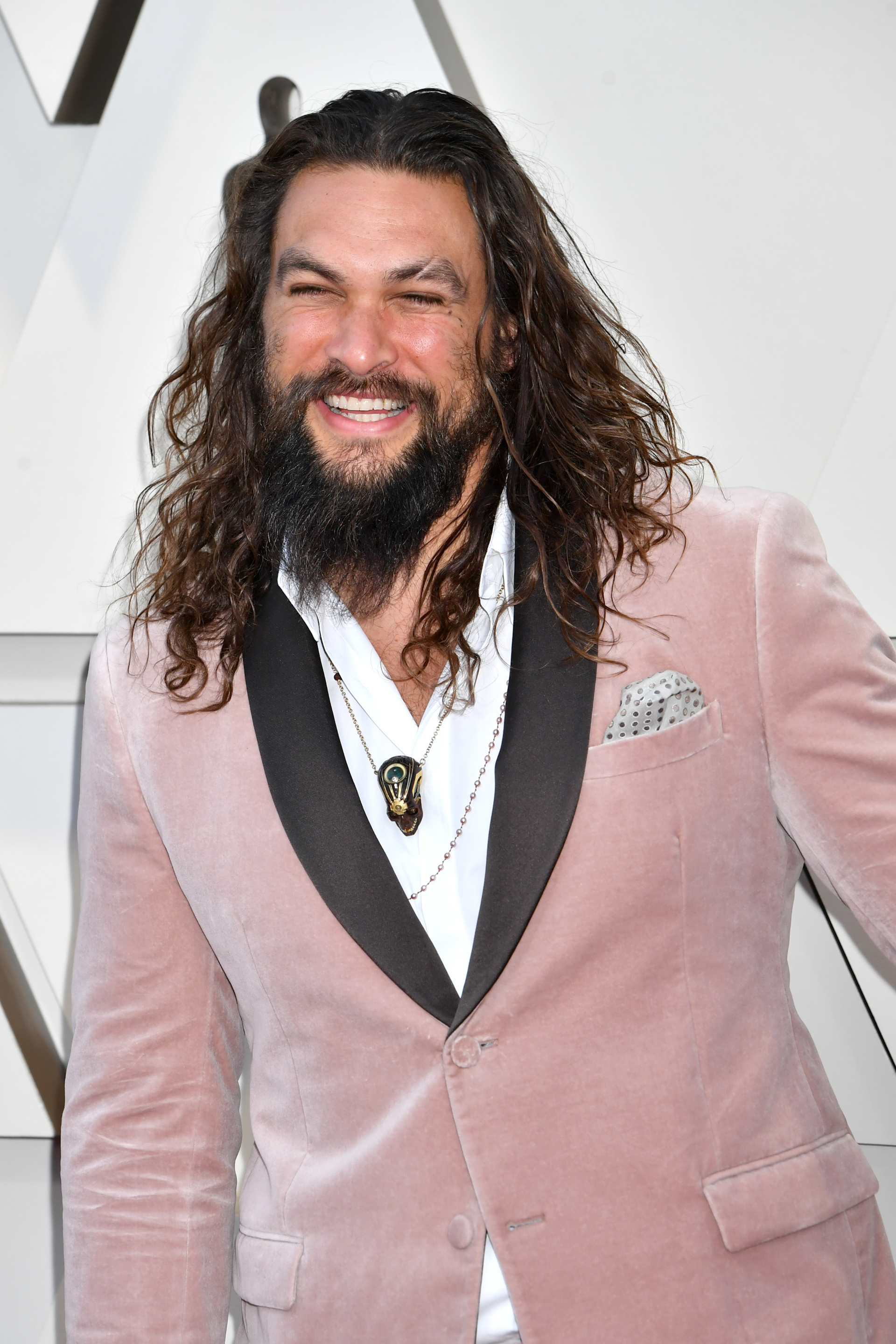 Jason Momoa Deelt Liefdesadvies