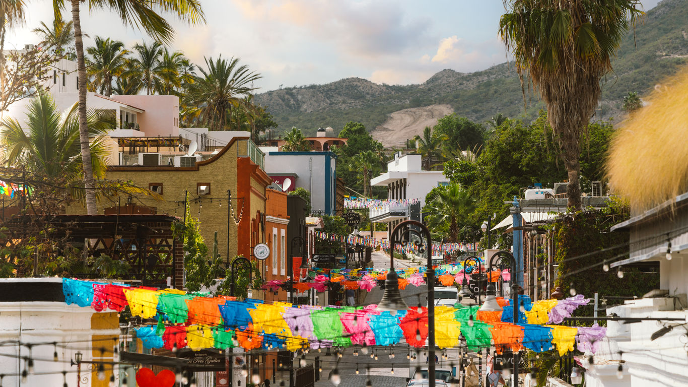 Experience the laid-back, artistic side of Los Cabos in the charming colonial town of San Jose del Cabo. The area’s downtown art district is home to many colorful galleries, which visitors can explore from November–June on the weekly art walk through the streets. Or, get a taste of Los Cabos in the 23400 District, which features everything from incredible fusion restaurants to open-air stalls and food trucks. Outside of town, golden beaches attract surfers from around the world to sample the incredible waves along the coast.