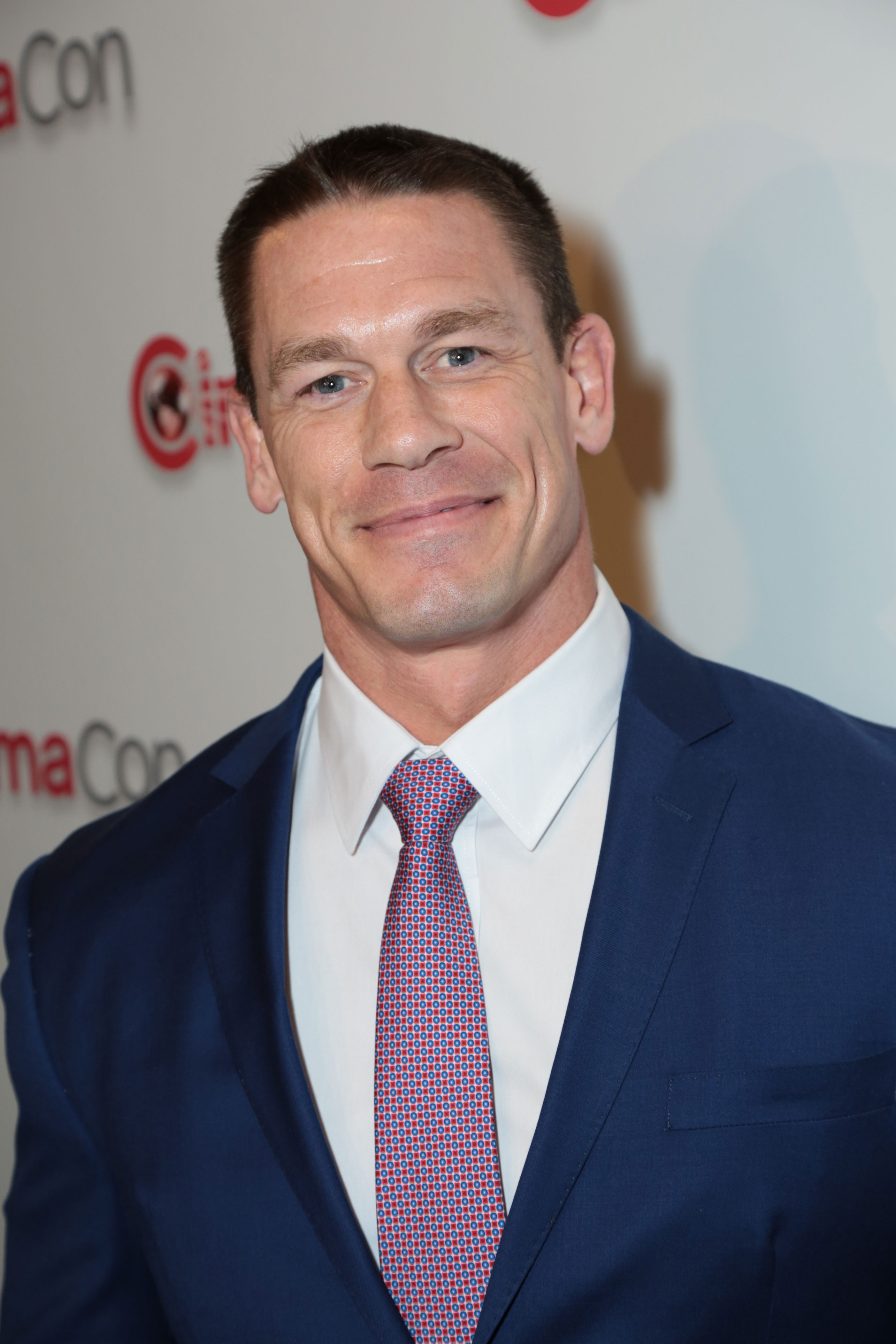 Wrestler Turned Actor Says He Slept In His Car While Experiencing Homelessness Didn T Have The