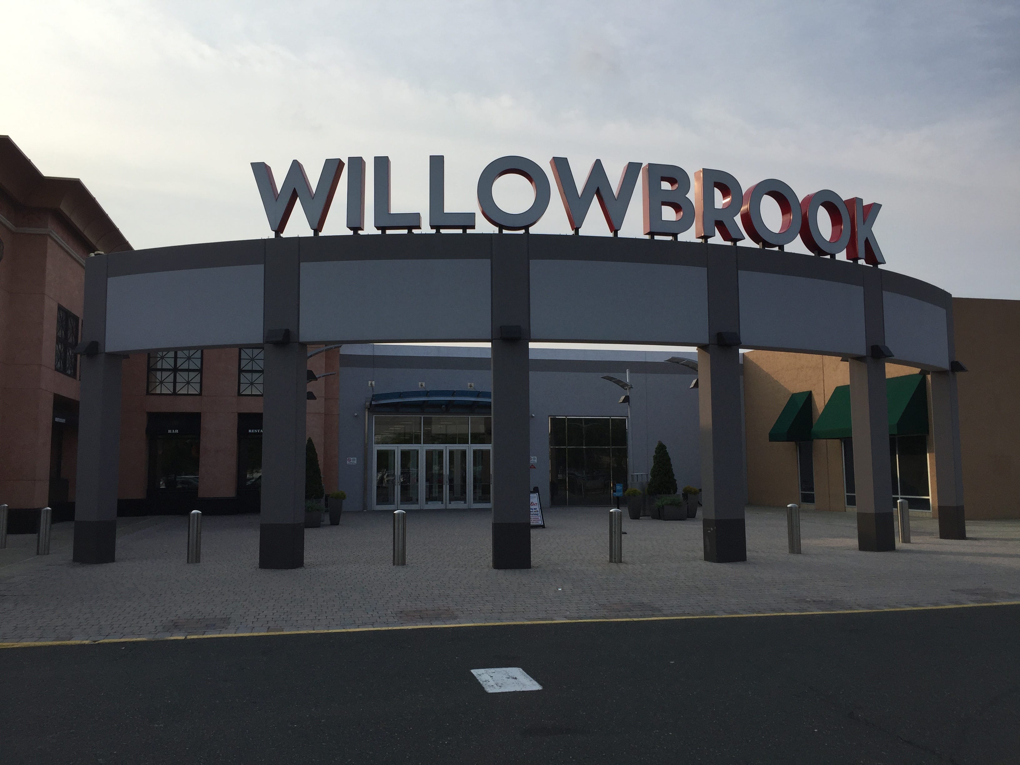 Willowbrook Mall To Get New Anchor Store. See Who'll Join Bloomingdale ...