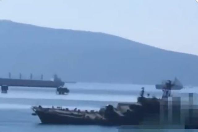 duro golpe a rusia: ucrania destruye un buque de moscú en el mar negro, ¿qué se sabe?